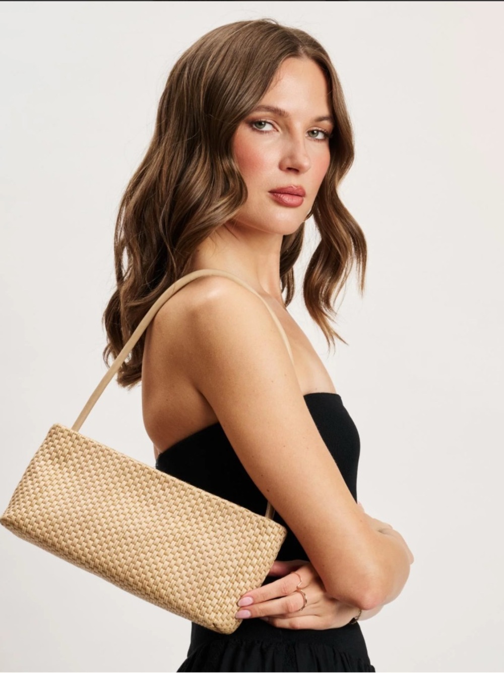 Moda Luxe Lucy - ST Woven Shoulder Bag in Natural - NWOT - Picture 3 of 14